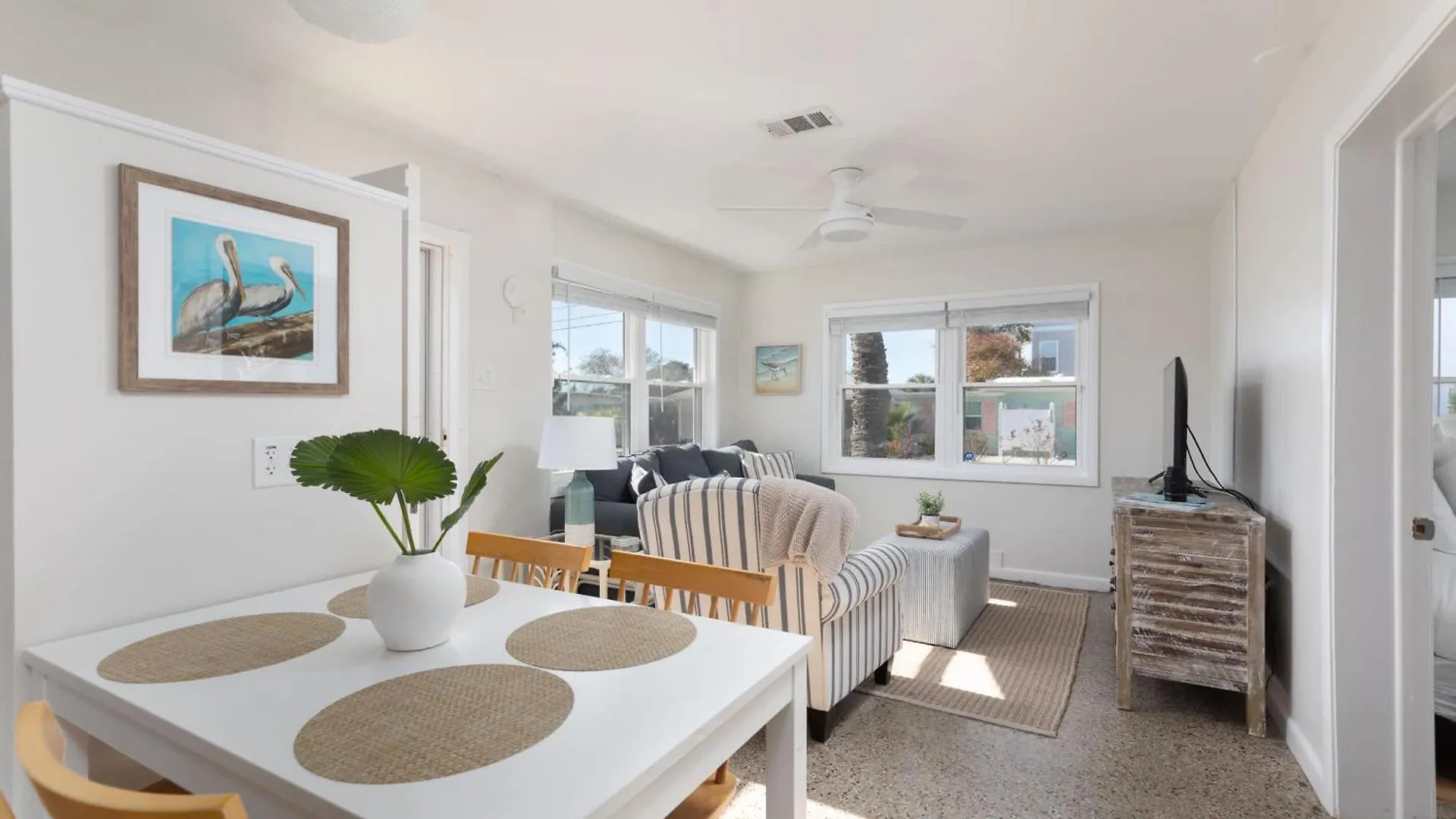 Shells Family Beach House Coastal Retreat With Private Pool Golf Cart & Steps To The Beach Панама-Сити США