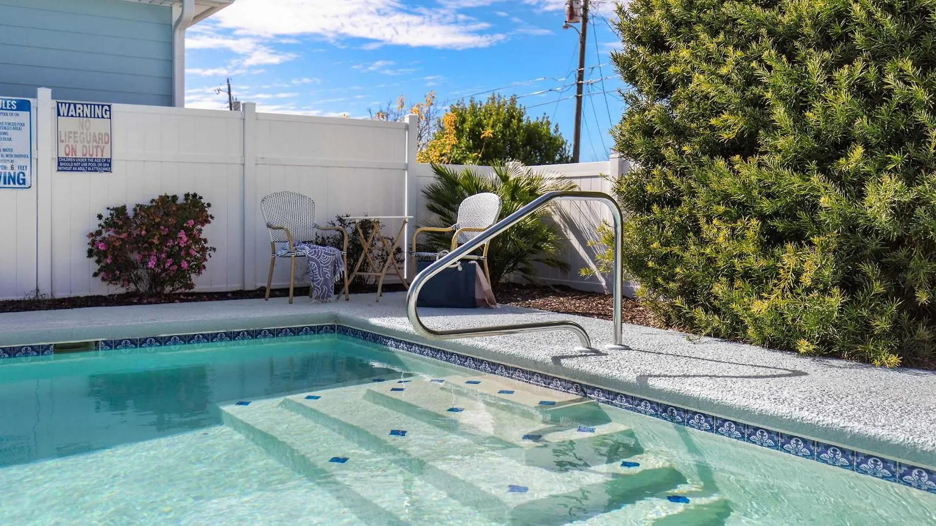 Shells Family Beach House Coastal Retreat With Private Pool Golf Cart & Steps To The Beach Панама-Сити Дом отдыха